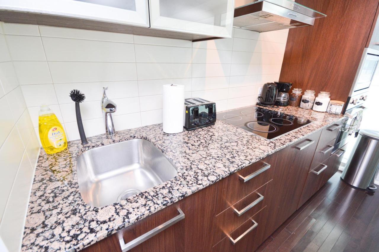 Downtown Toronto Condo Near Cn Tower, Mtcc, Rogers Center , Union Station Dış mekan fotoğraf