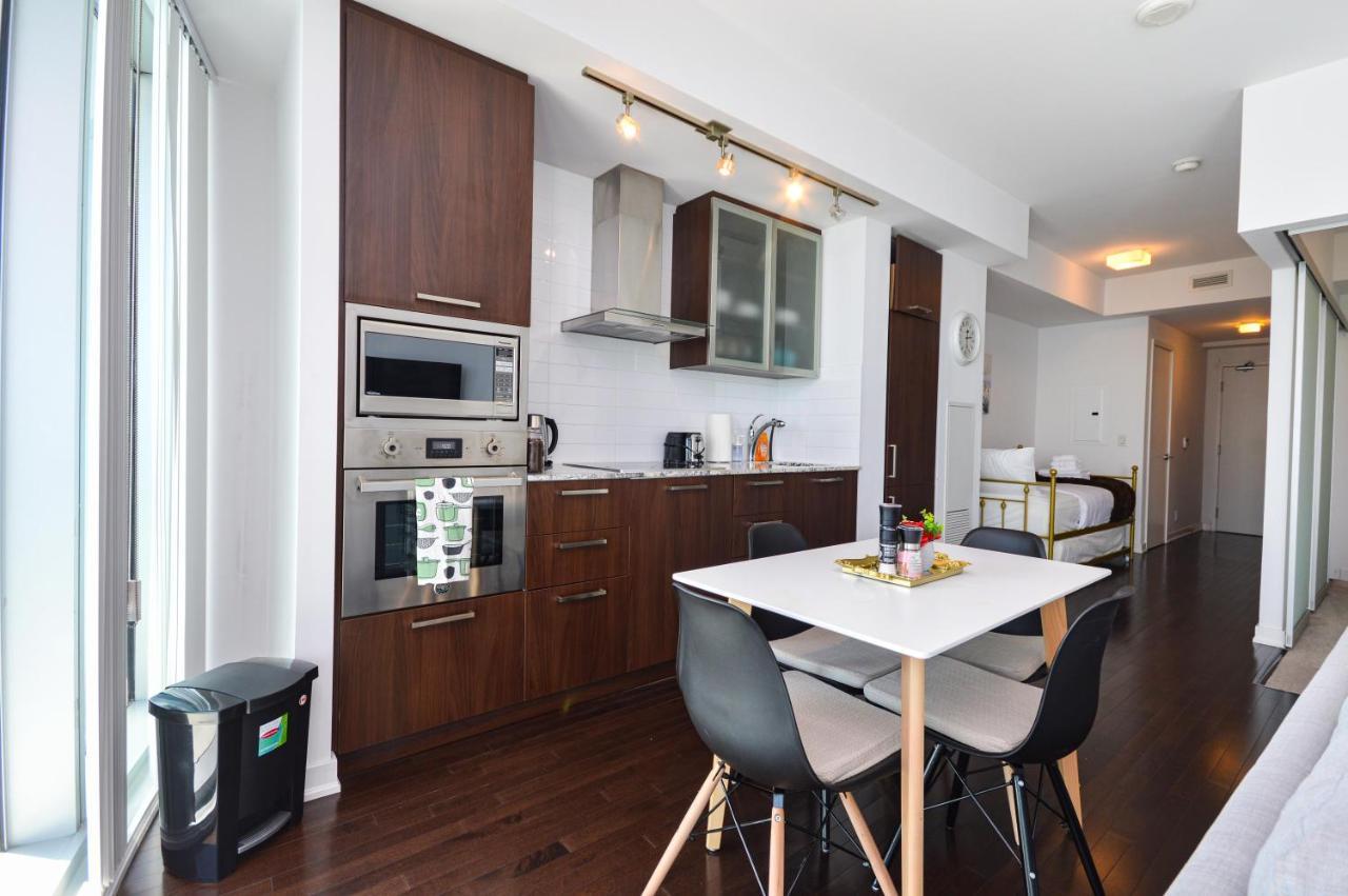 Downtown Toronto Condo Near Cn Tower, Mtcc, Rogers Center , Union Station Dış mekan fotoğraf