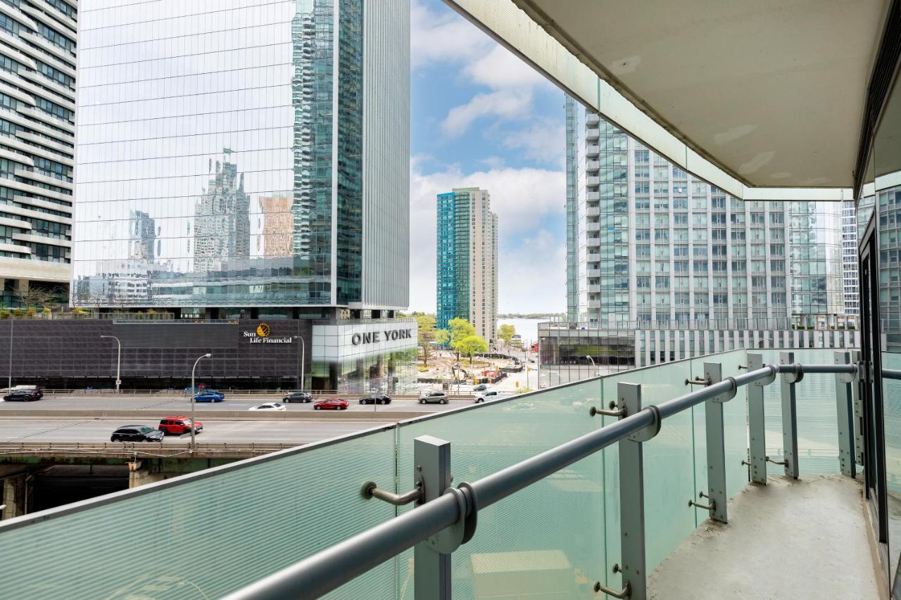Downtown Toronto Condo Near Cn Tower, Mtcc, Rogers Center , Union Station Dış mekan fotoğraf
